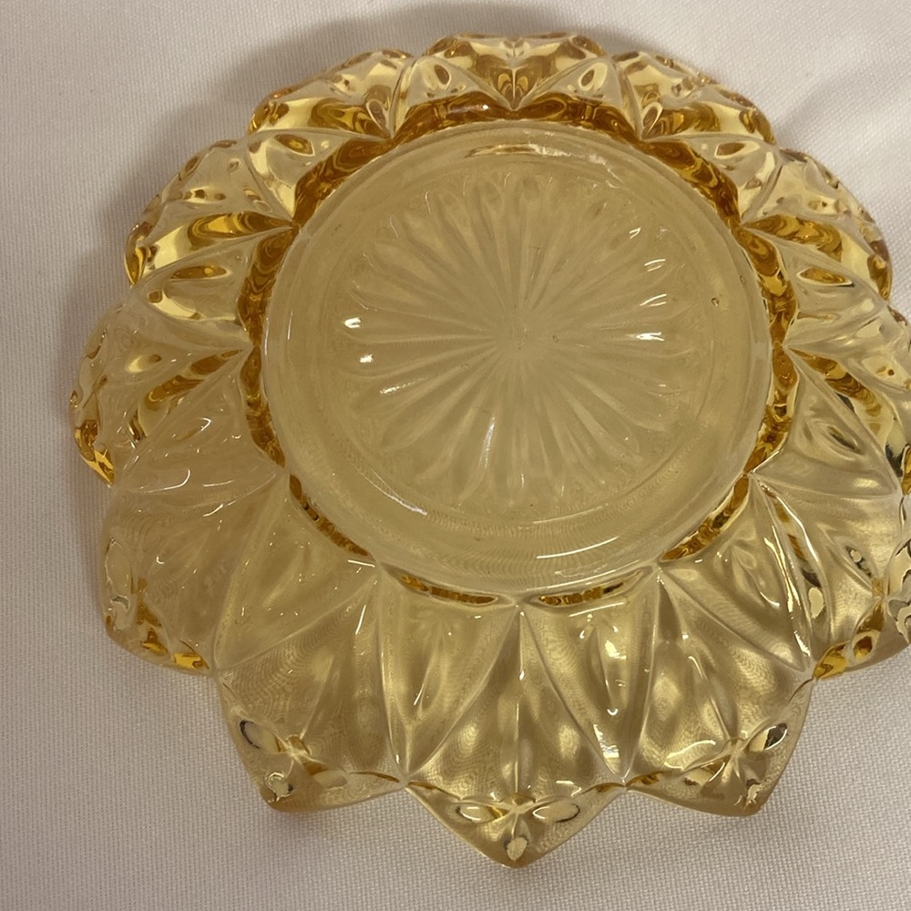 Federal Glass Dish Bowl Amber Yellow Sunburst Sunflower Petal MCM 6” Vintage - Picture 3 of 6